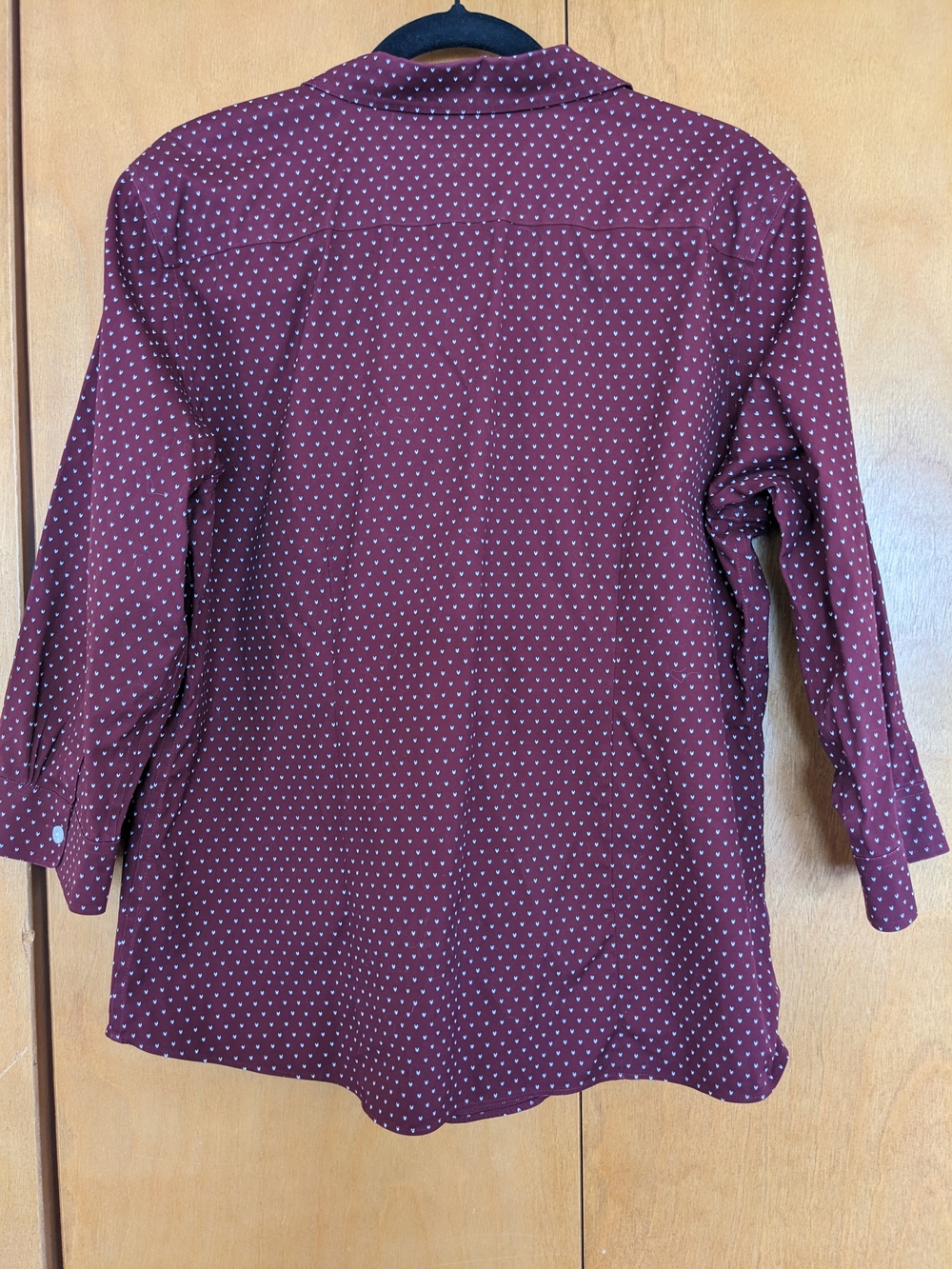 LL Bean Womens Wrinkle Free Button Down Shirt Burgundy Chevron Size Large Regula - Picture 3 of 9